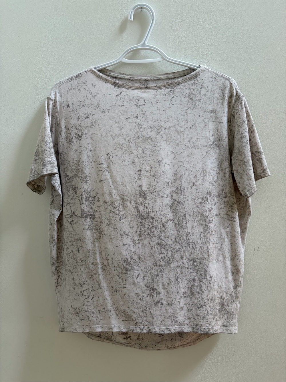 Lululemon Back In Action Tee - Picture 4 of 6